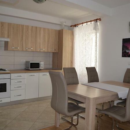 Apartment Michael Krk Town Εξωτερικό φωτογραφία