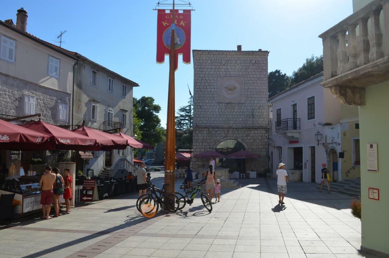 Apartment Michael Krk Town Εξωτερικό φωτογραφία
